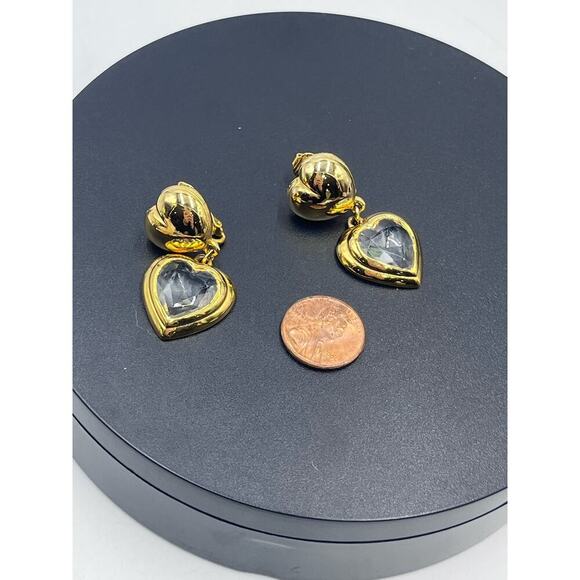 Gold Tone Unsigned Faceted Heart Dangle Clip On Earrings High End - Picture 13 of 13